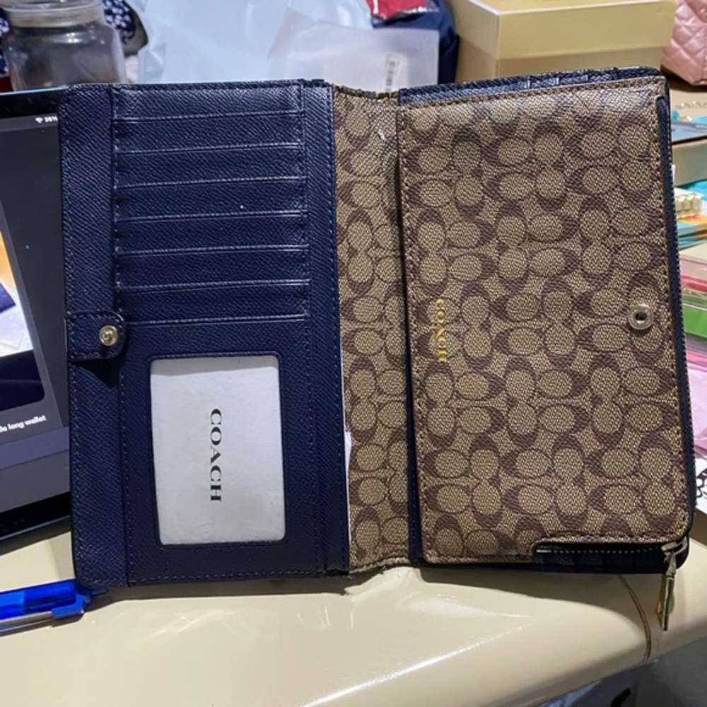 Coach Wallet: Used Condition, No Further Markdown